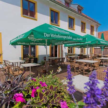 Gasthof Postbraeu Siegenburg Exteriör bild