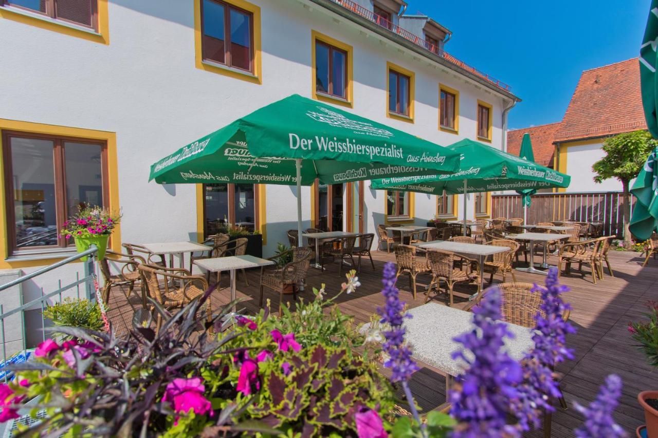 Gasthof Postbraeu Siegenburg Exteriör bild